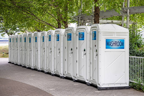 Portable Toilet Options We Offer in Pinole, CA